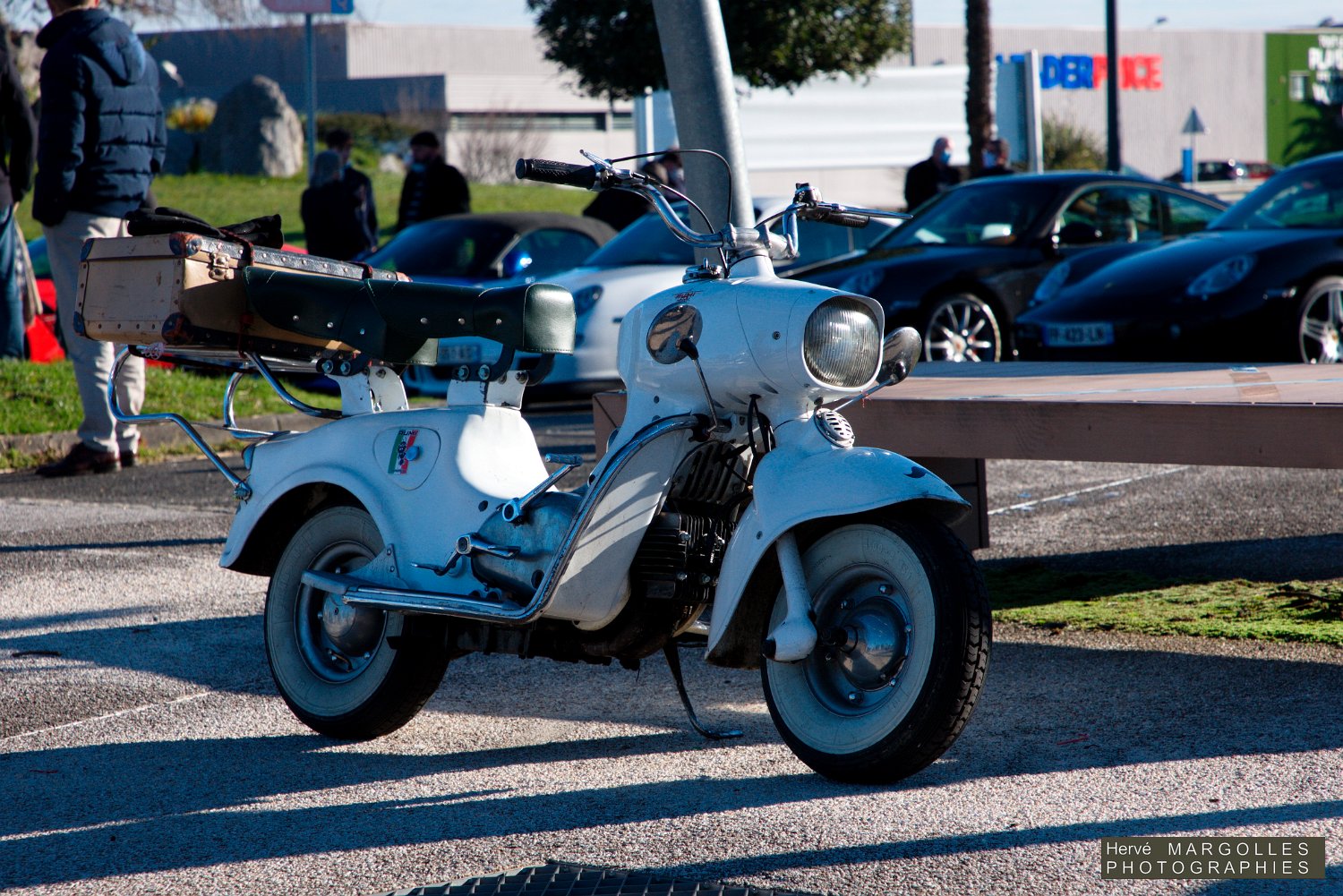 Moto-02.jpg