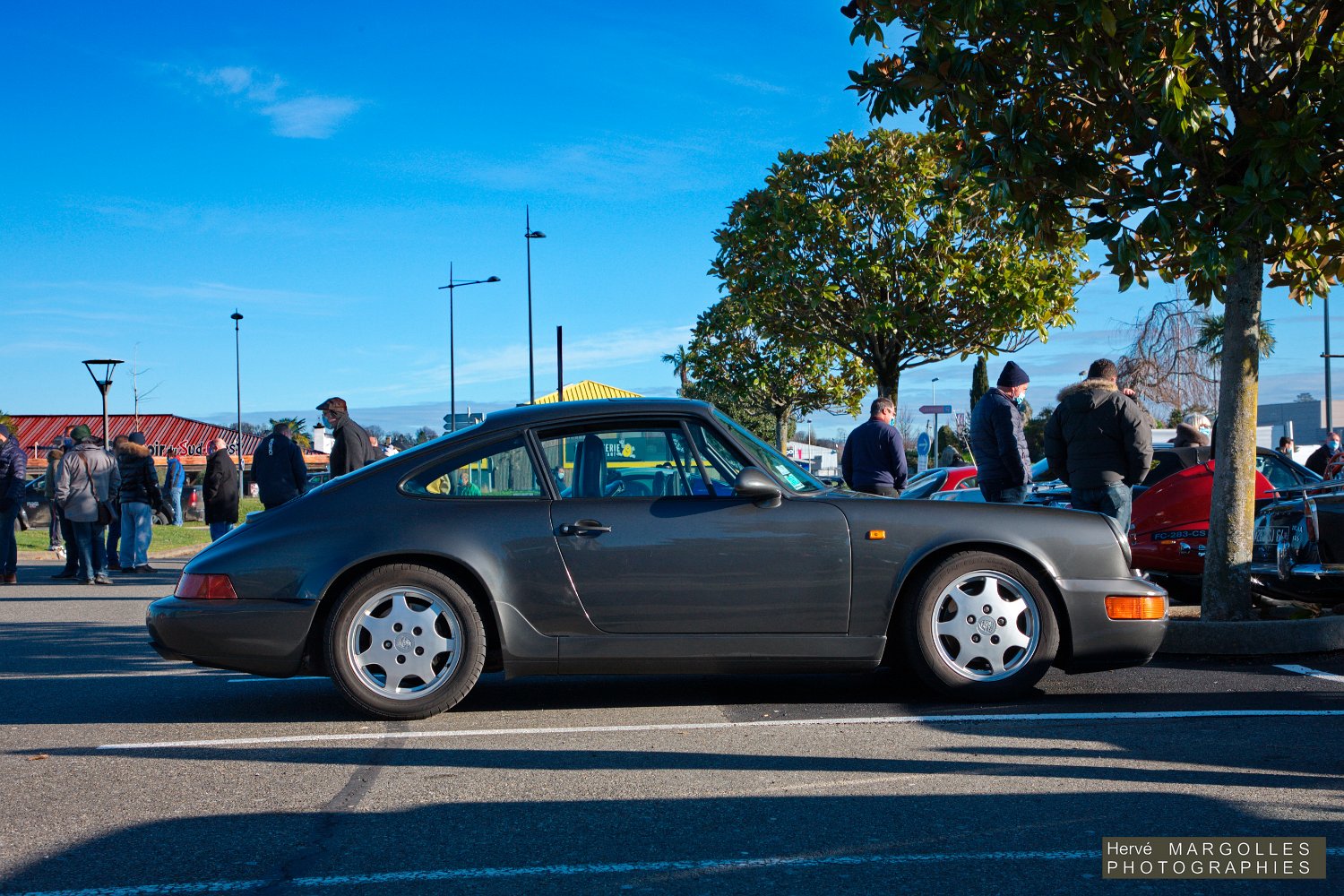 Porsche-04.jpg