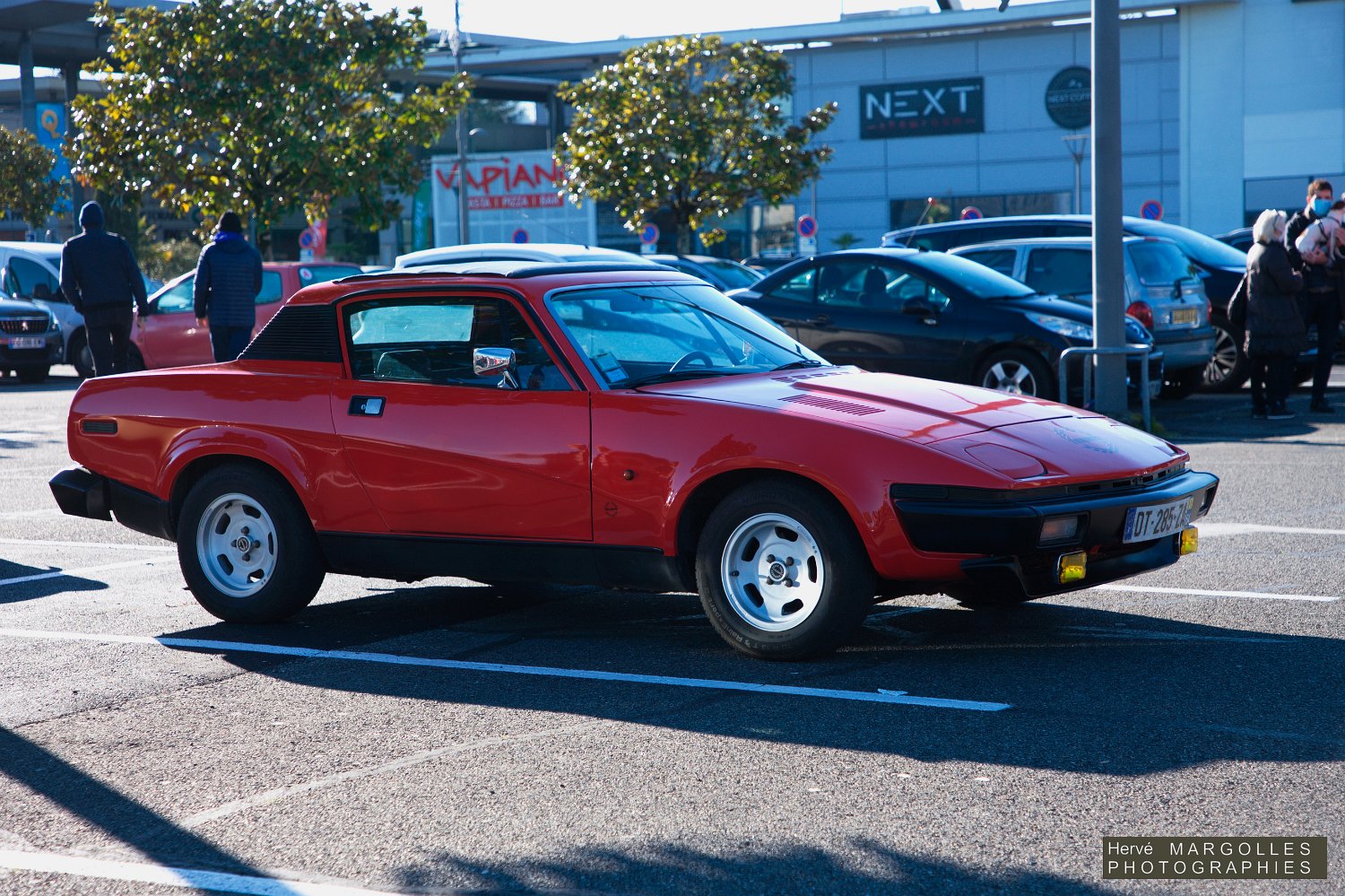 Triumph-TR7-01.jpg