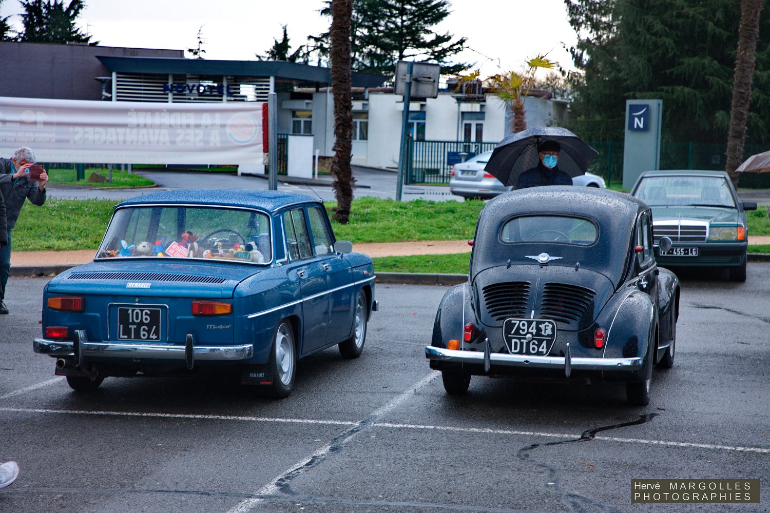 Renault-8-4CV-01.jpg