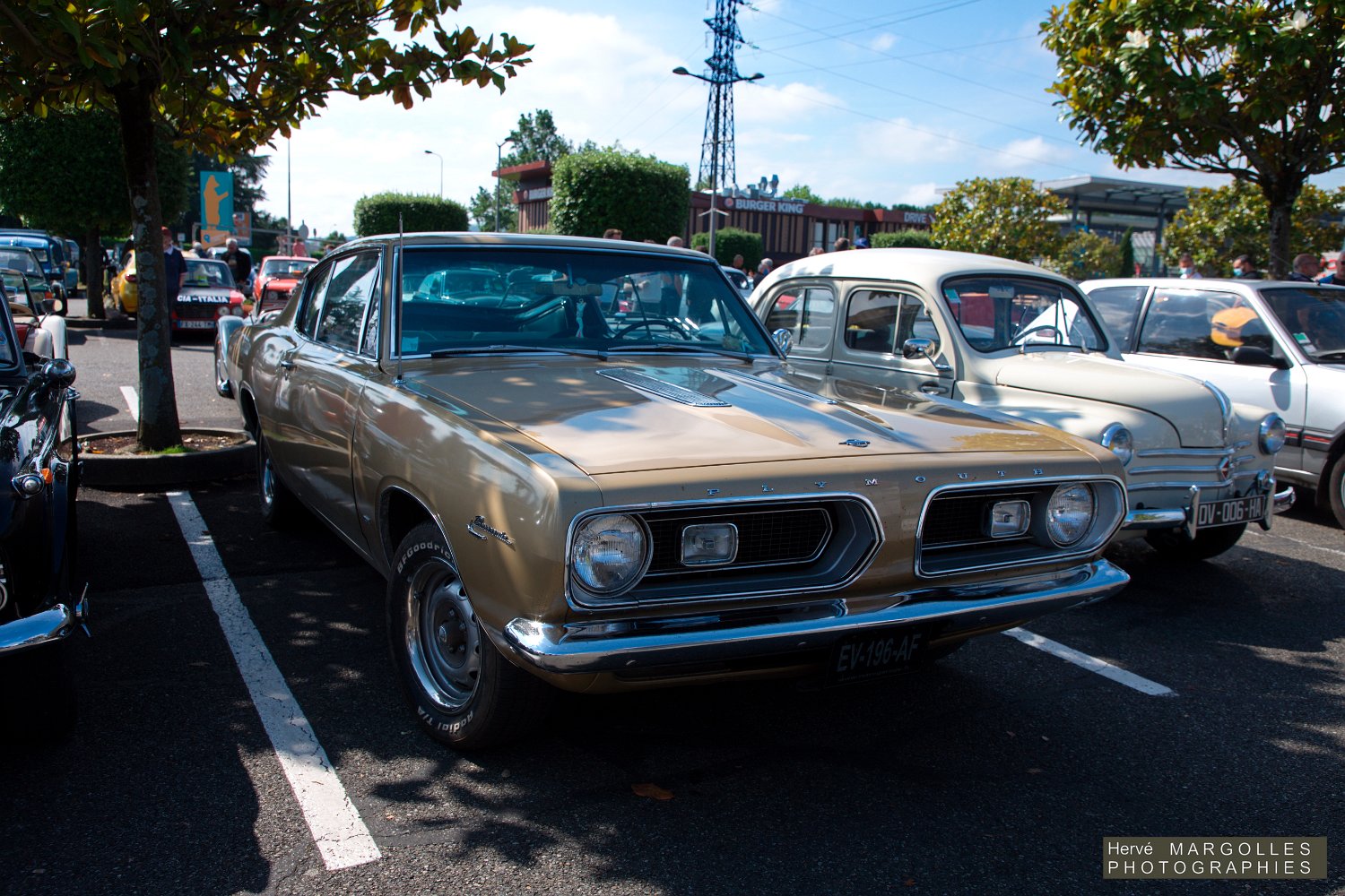 Plymouth-Barracuda-03.jpg