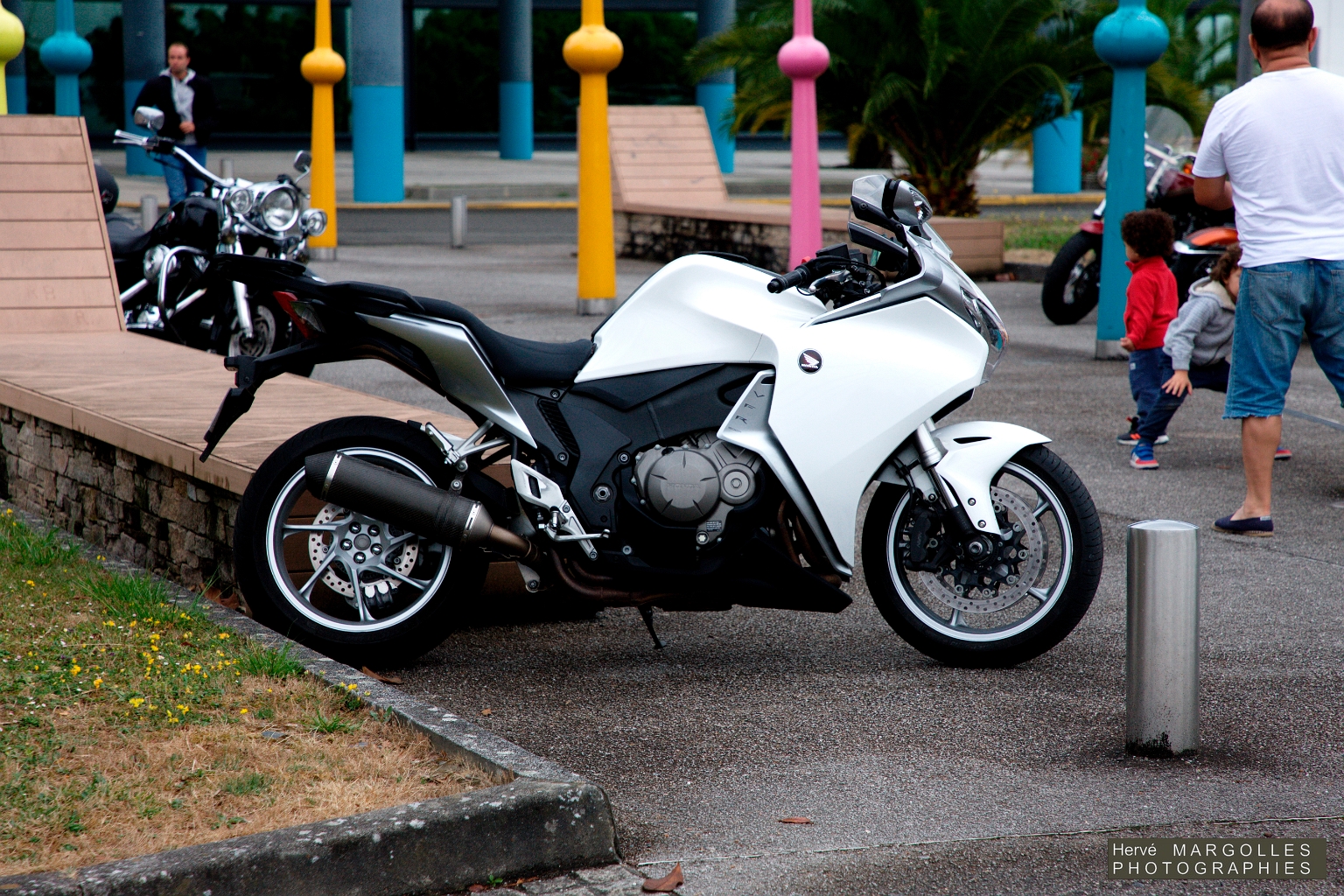 x-Moto-01.jpg