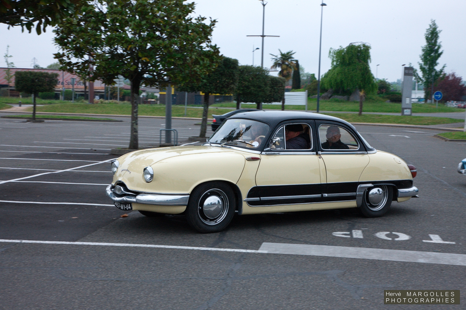 001-Panhard-07.jpg