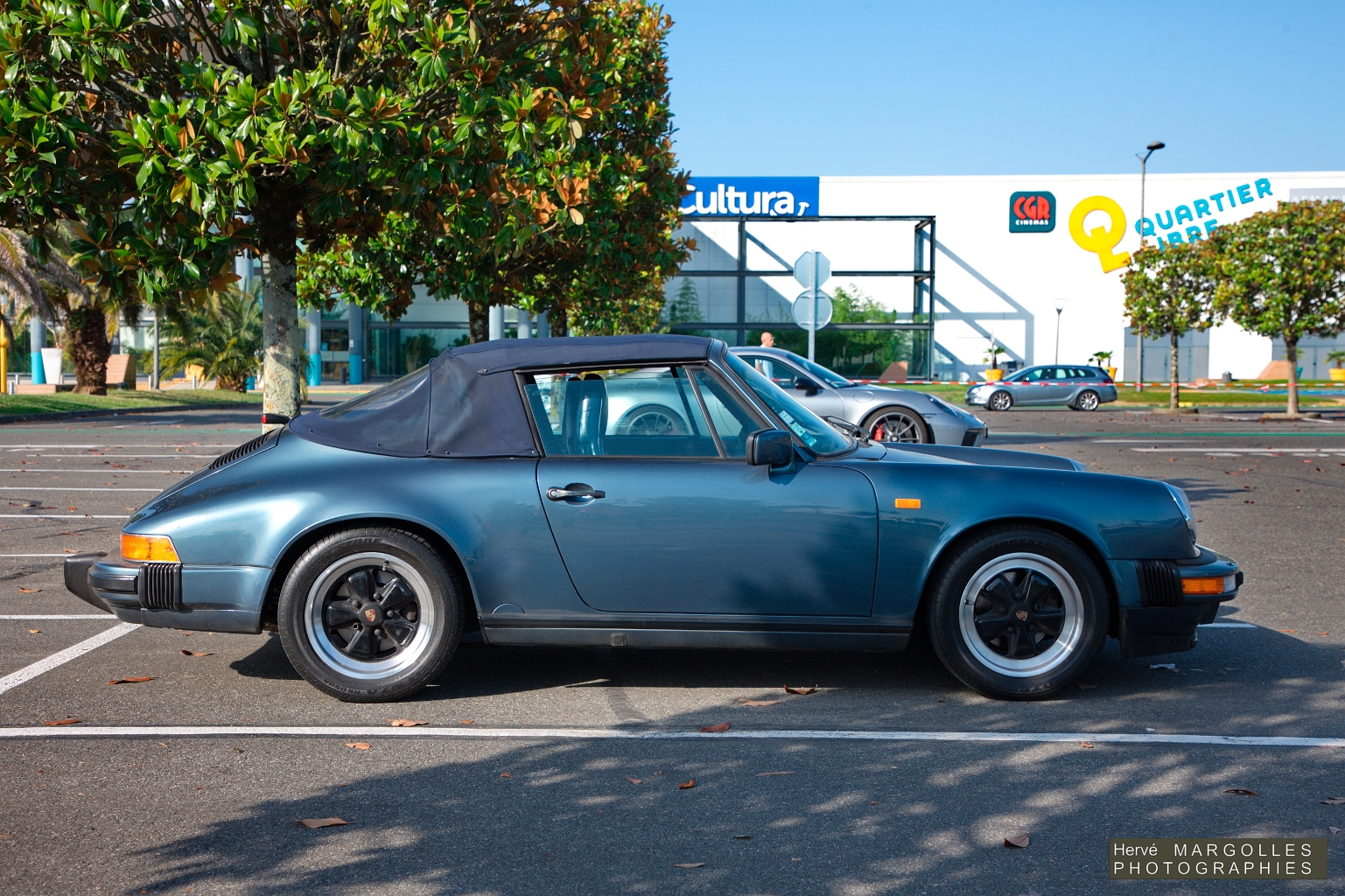 Porsche-01.jpg