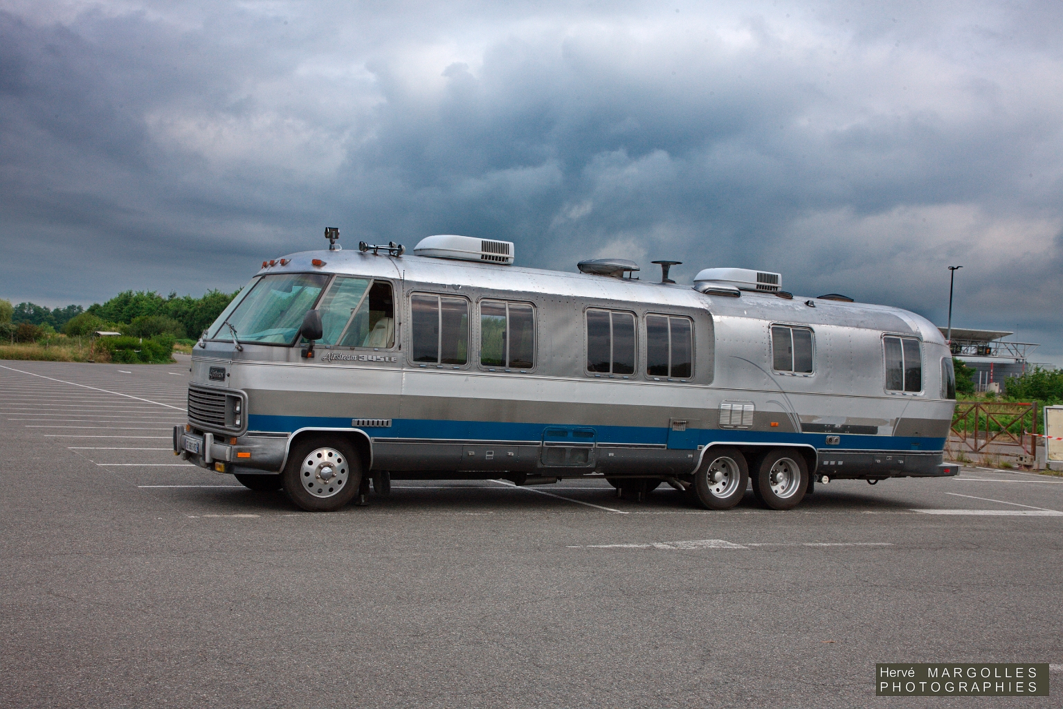 Airstream.jpg