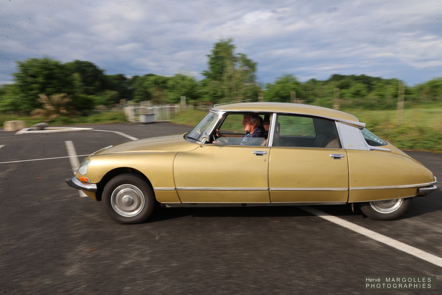 Citroen-DS21.jpg