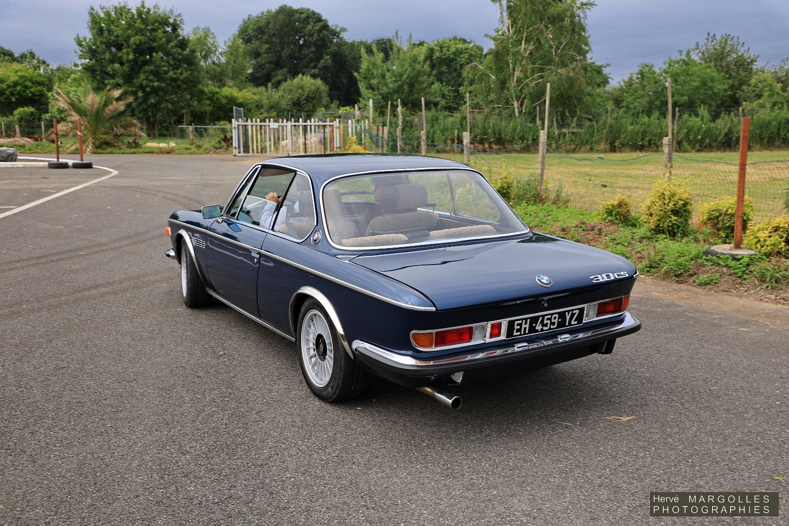 BMW-30-CS_01.jpg