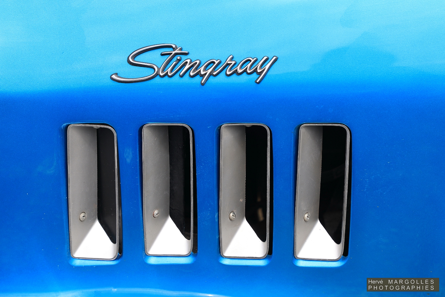 Chevrolet-Corvette-Stingray_02.jpg