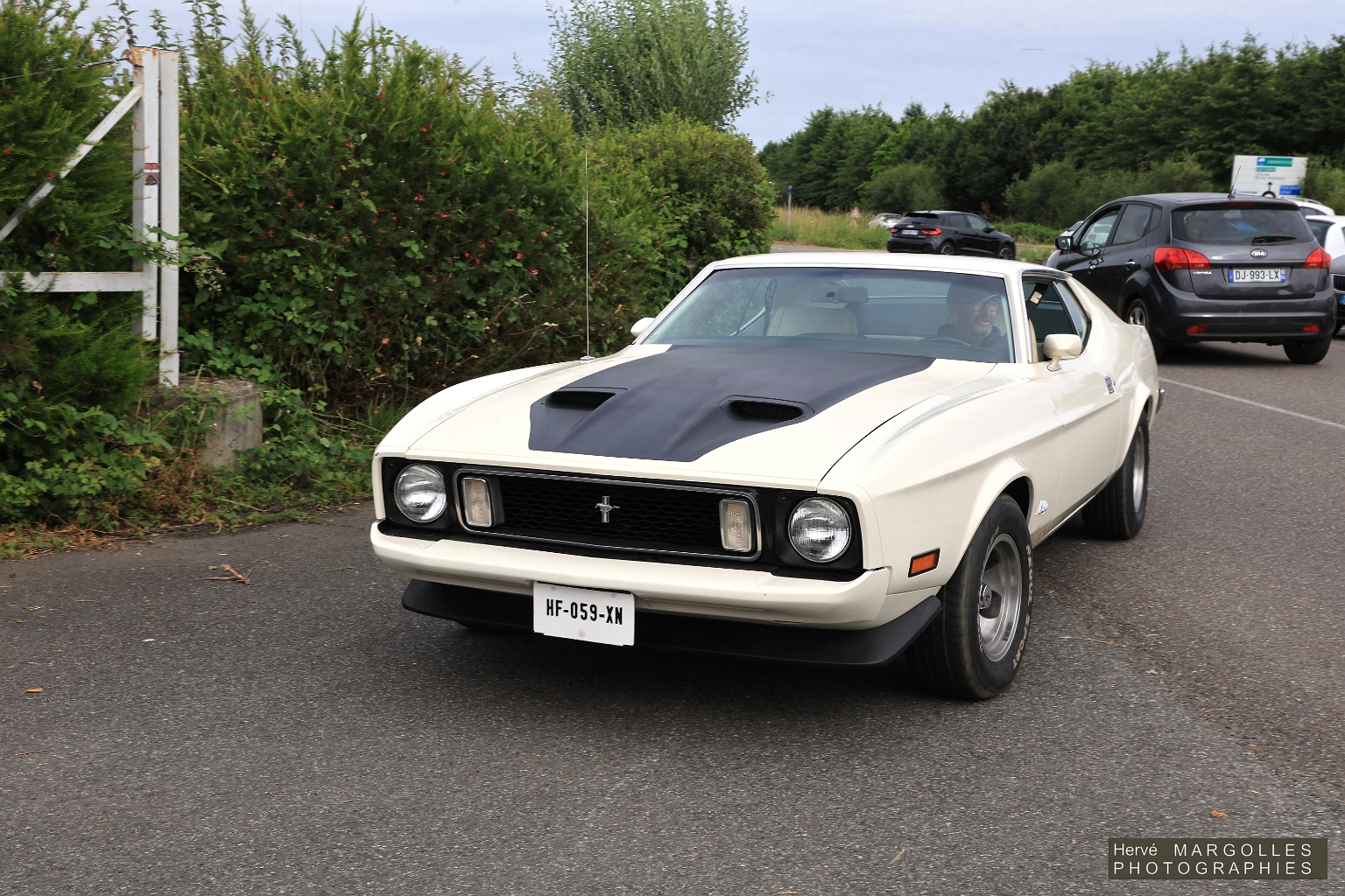 Ford-Mustang-Mach1_01.jpg