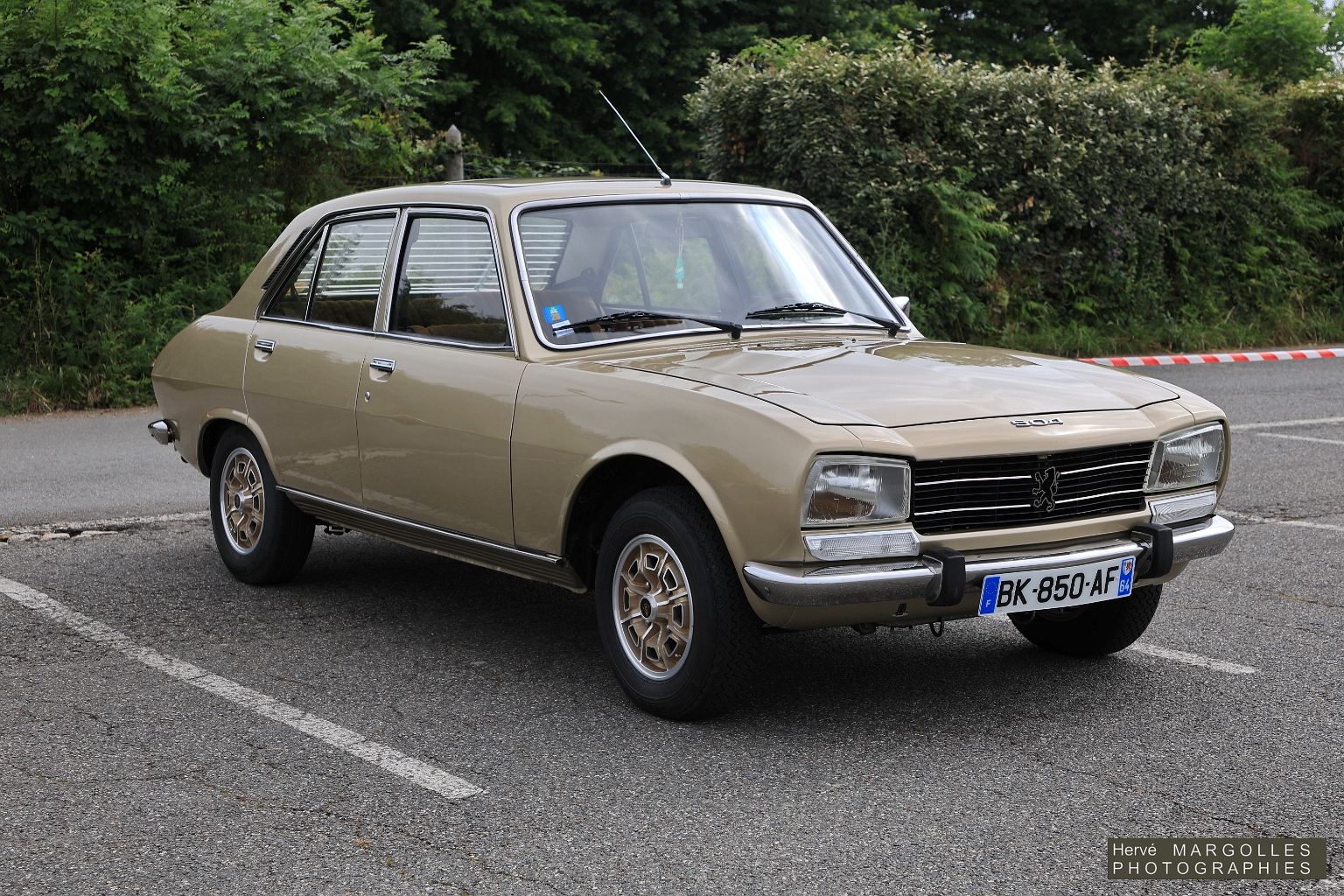 Peugeot-504_02.jpg
