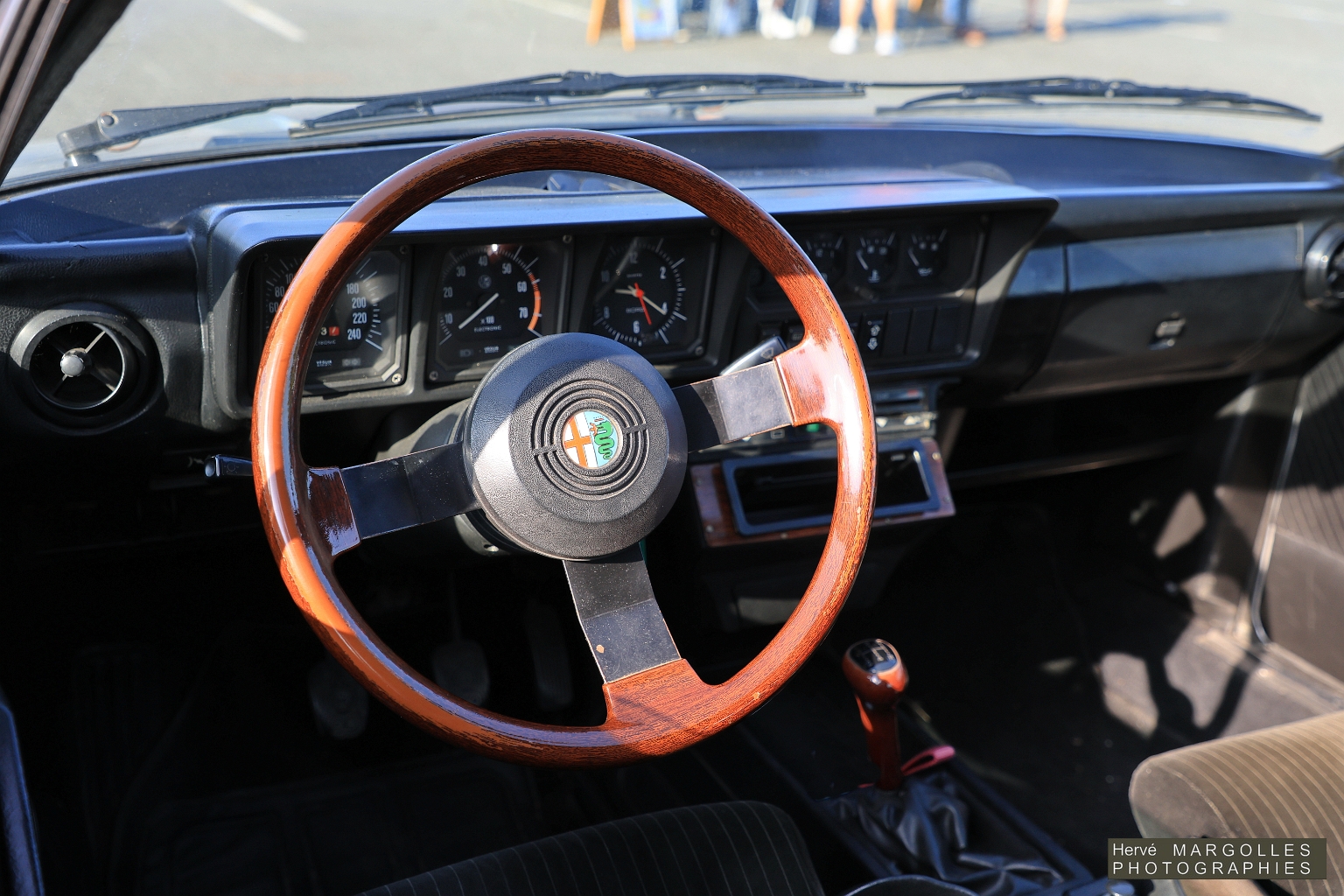 Alfa-Romeo-GTV_02.jpg