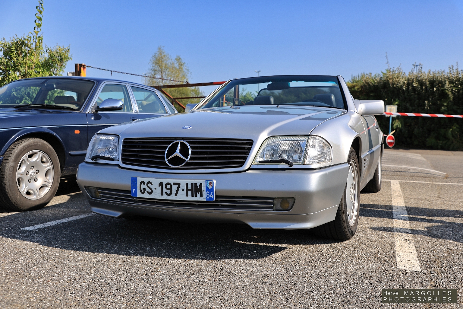 Mercedes-300-SLC_01.jpg