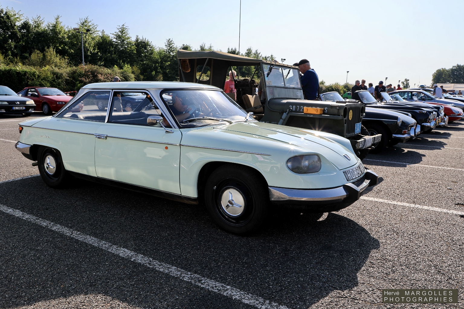 Panhard-24CT_02.jpg