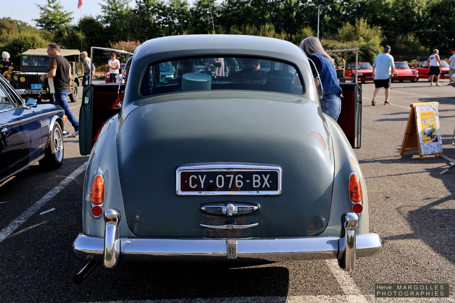 Rols-Royce-Silver-Cloud-1961_03.jpg