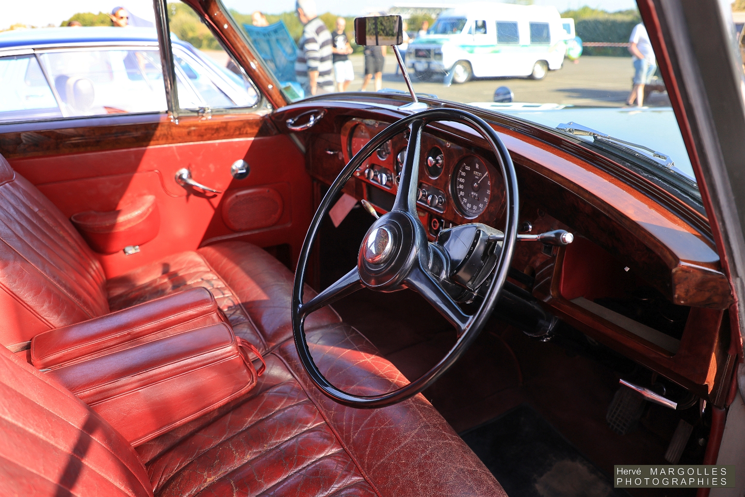 Rols-Royce-Silver-Cloud-1961_04.jpg